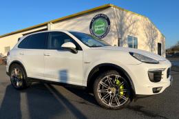 PORSCHE CAYENNE 3.0 V6 416 ch S E-Hybrid Tiptronic A