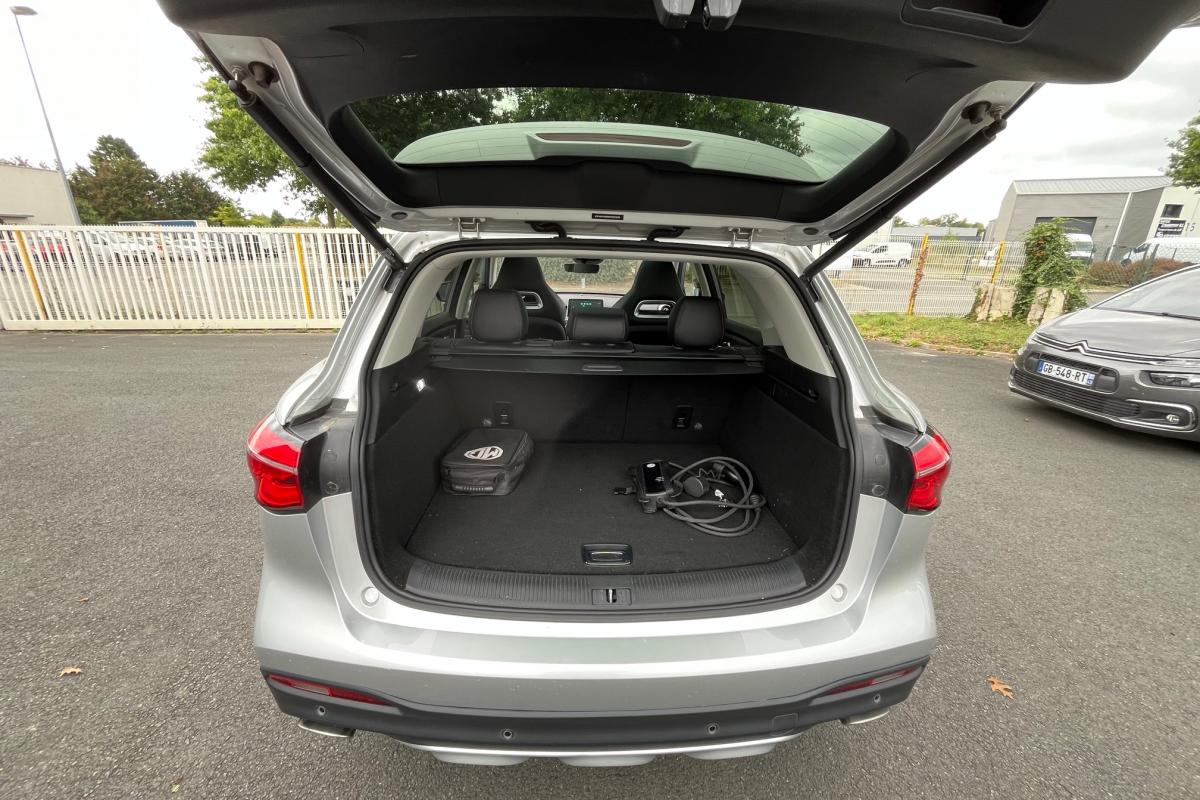 MG EHS 1.5T GDI PHEV Luxury