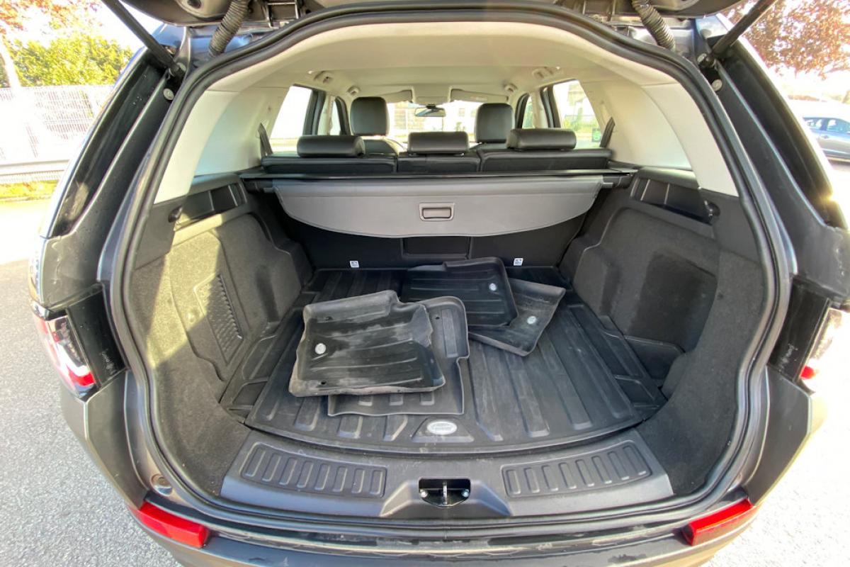 LAND ROVER DISCOVERY SPORT TD4 SE A