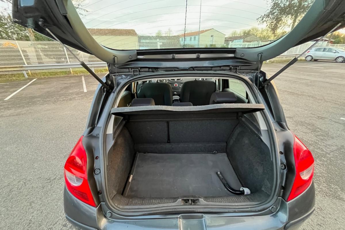 RENAULT CLIO III 1.5 dCi 85 eco2 Dynamique Quickshift 5