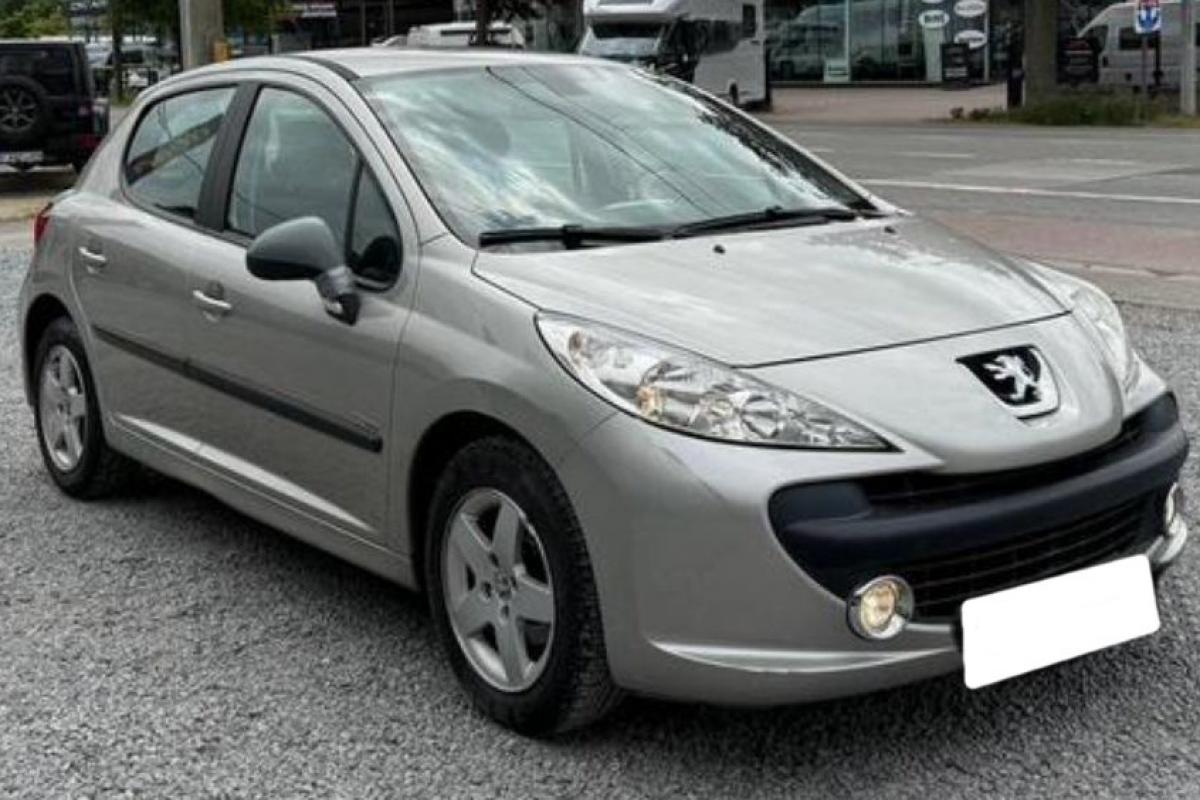 PEUGEOT 207 1.4 HDi 70ch Premium