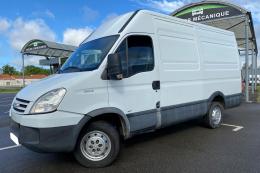 IVECO DAILY CLASSE S FOURGON FGN 35S12 V12 H2