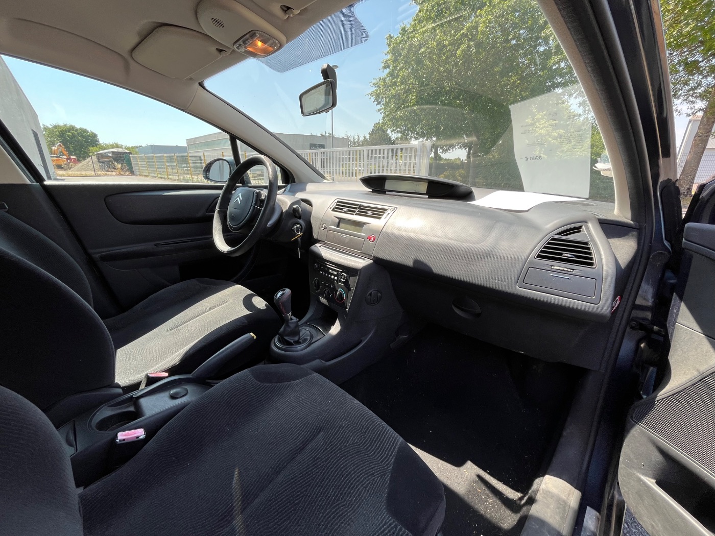 Citroën C4 1.6 hdi 92 Confort - photo