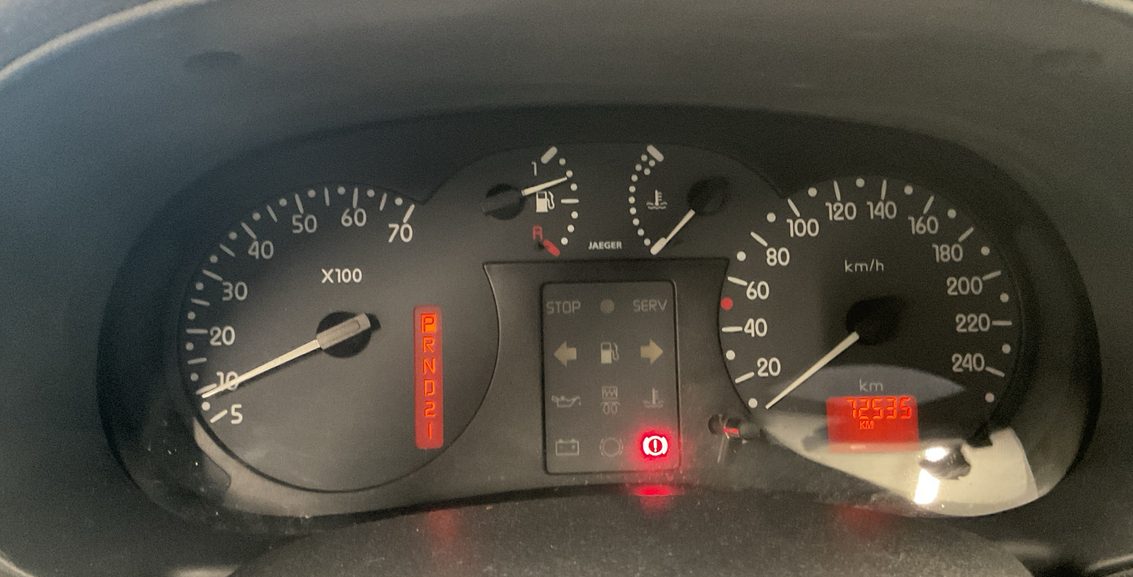 Renault Clio II 1.4i 16v 98cv RXT BVA - photo