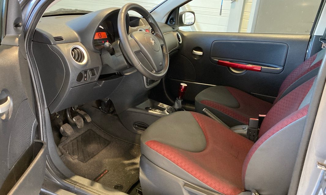 Citroën C2 1.1i 60cv Furio - photo