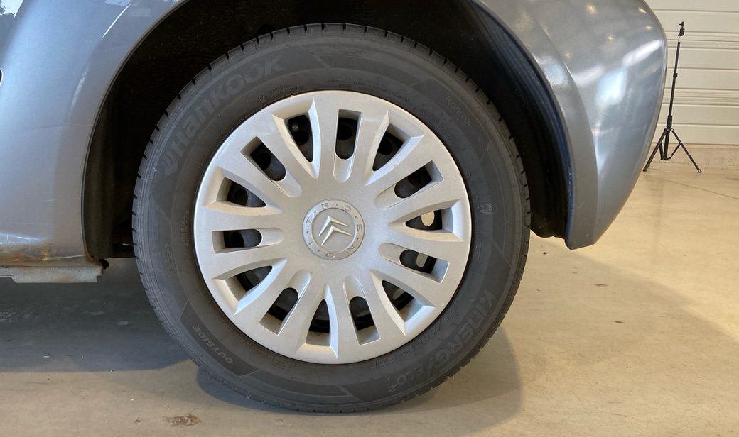 Citroën C2 1.1i 60cv Furio - photo