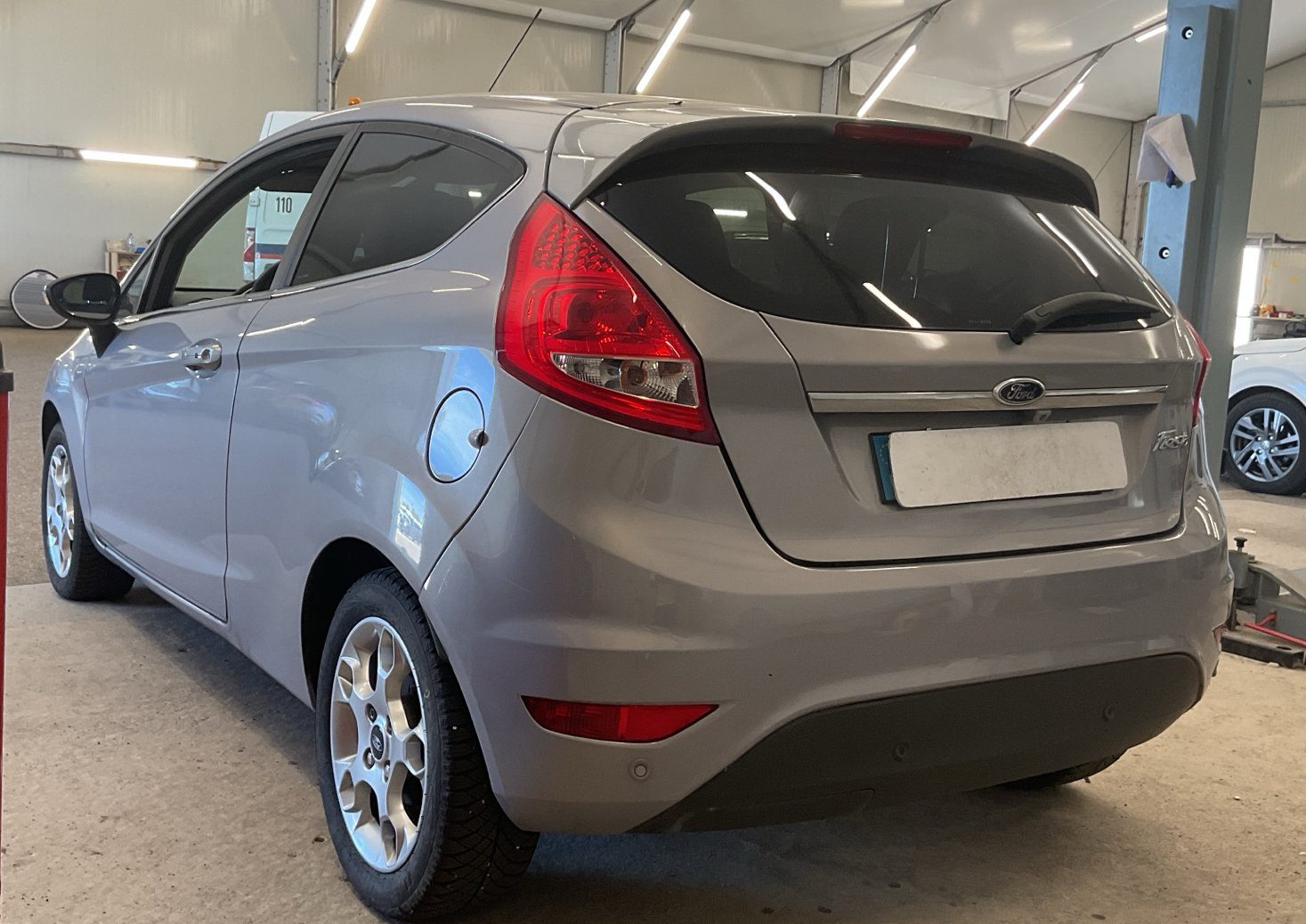 Ford Fiesta VI 1.4i 96cv BVA Titanium - photo