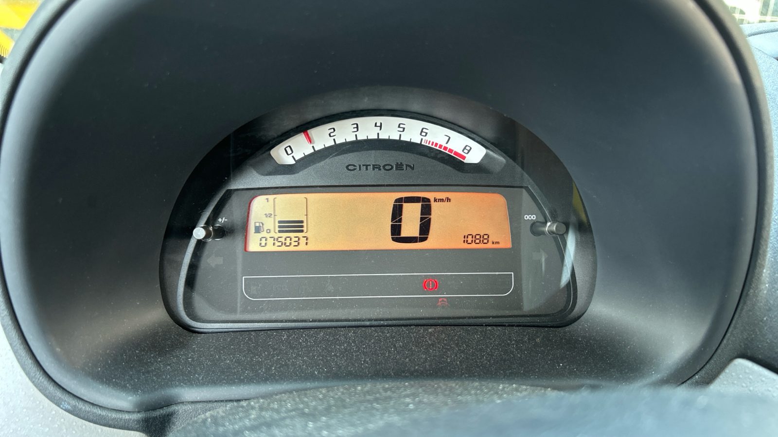 Citroën C3 1.4i 75cv Pack Clim - photo