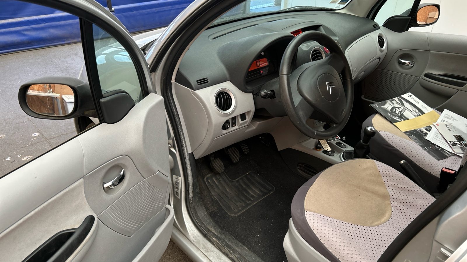 Citroën C3 1.4i 75cv Pack Clim - photo