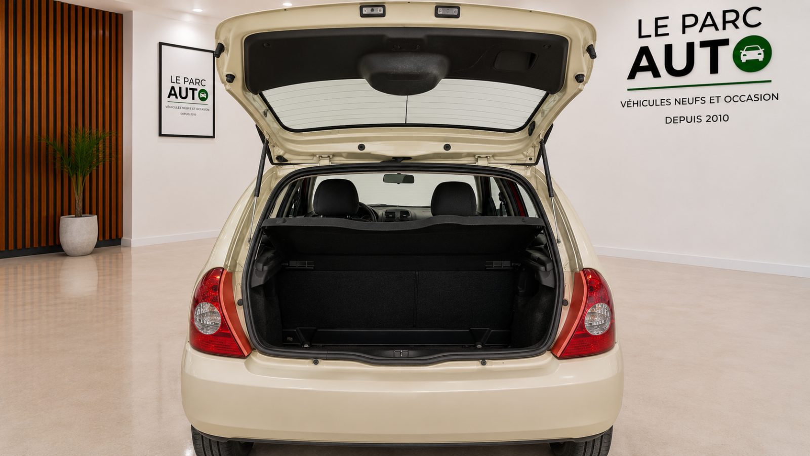 Renault Clio II 1.2i 60cv Ethanol Campus Authentique - photo