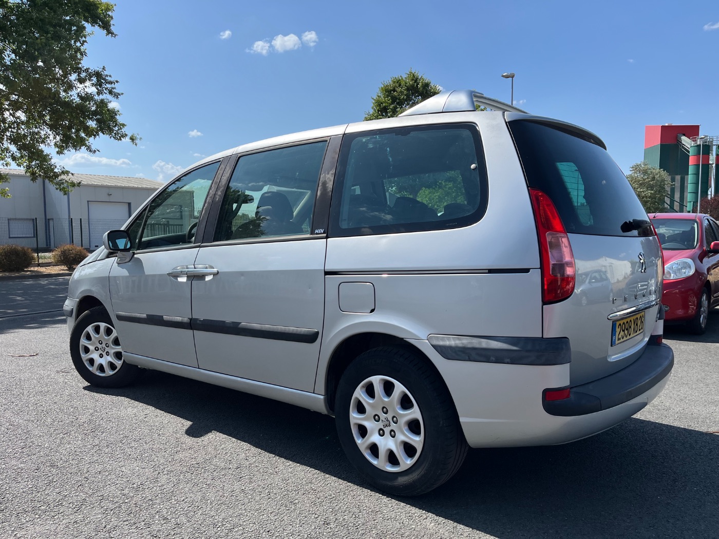 Peugeot 807 2.2 hdi 130 SV 6 places - photo