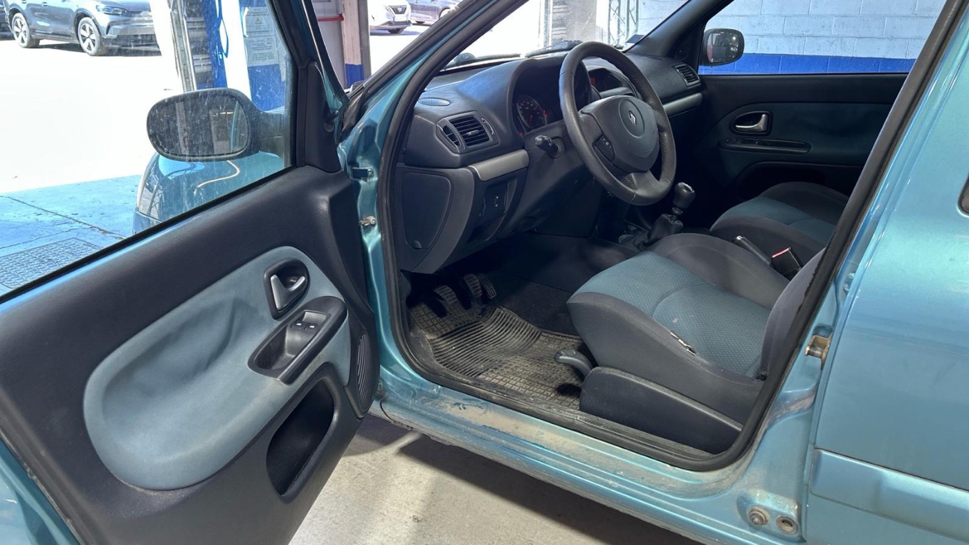 Renault Clio II 1.5 dci 65 Community - photo