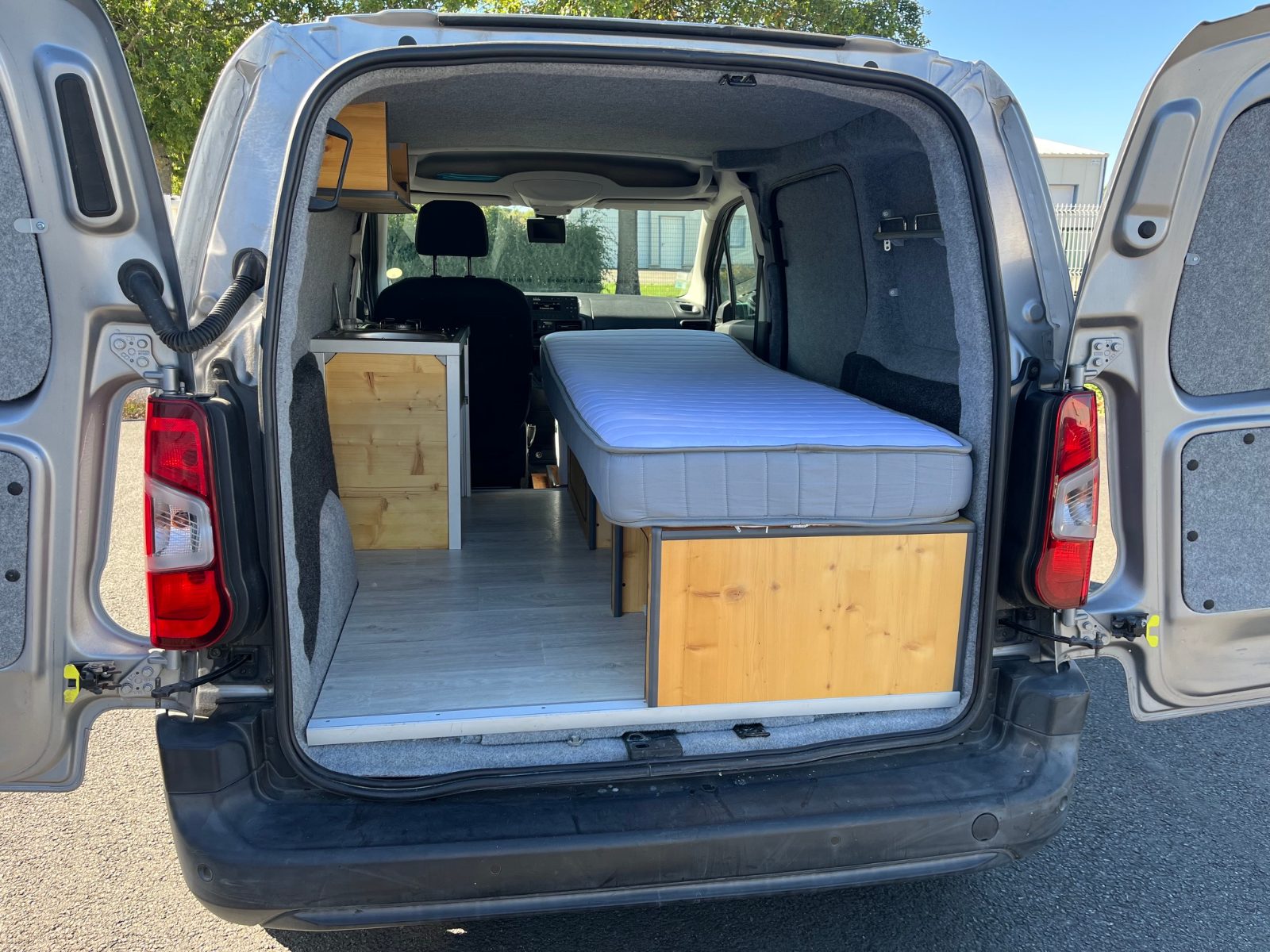 Opel Combo LH1 1.5D 130cv + Aménagement Minivan - photo