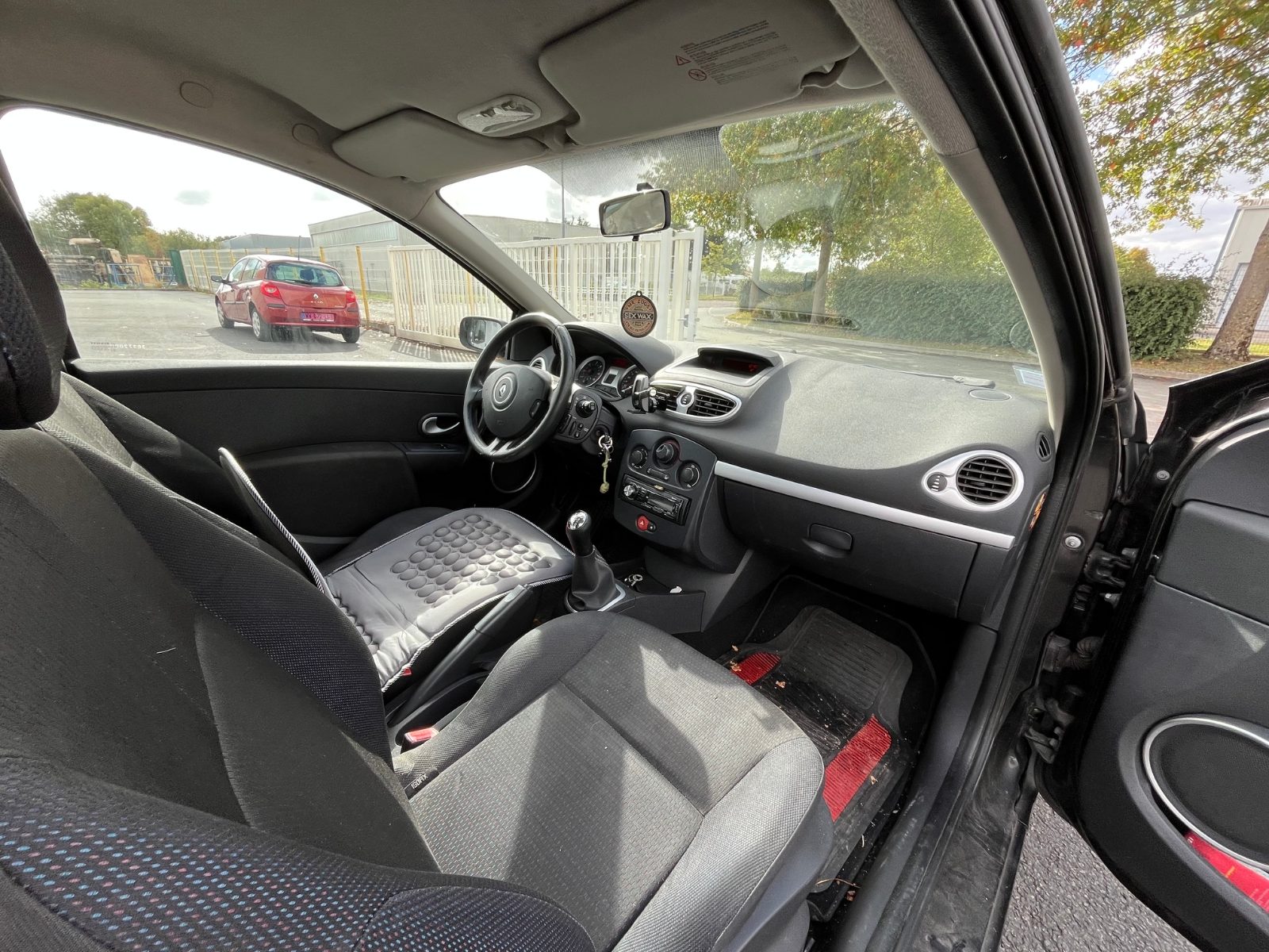 Renault Clio III 1.5 dci 70 - photo