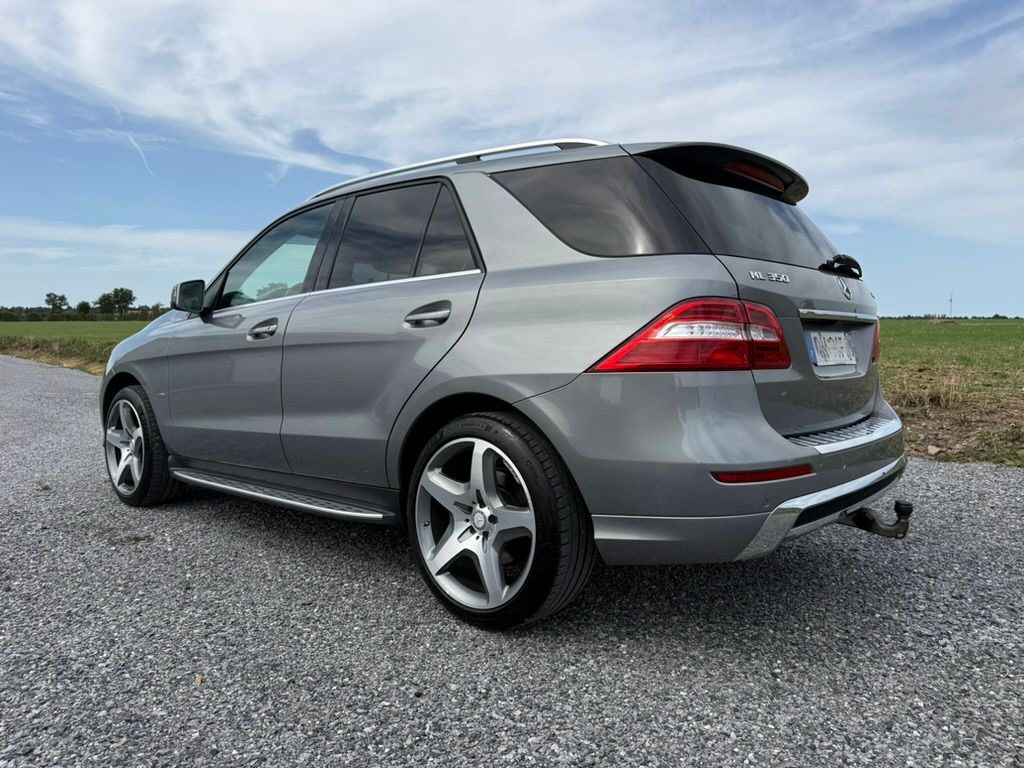 Mercedes ML 350 CDI 258cv BlueTec Edition 1 7G-Tonic + - photo