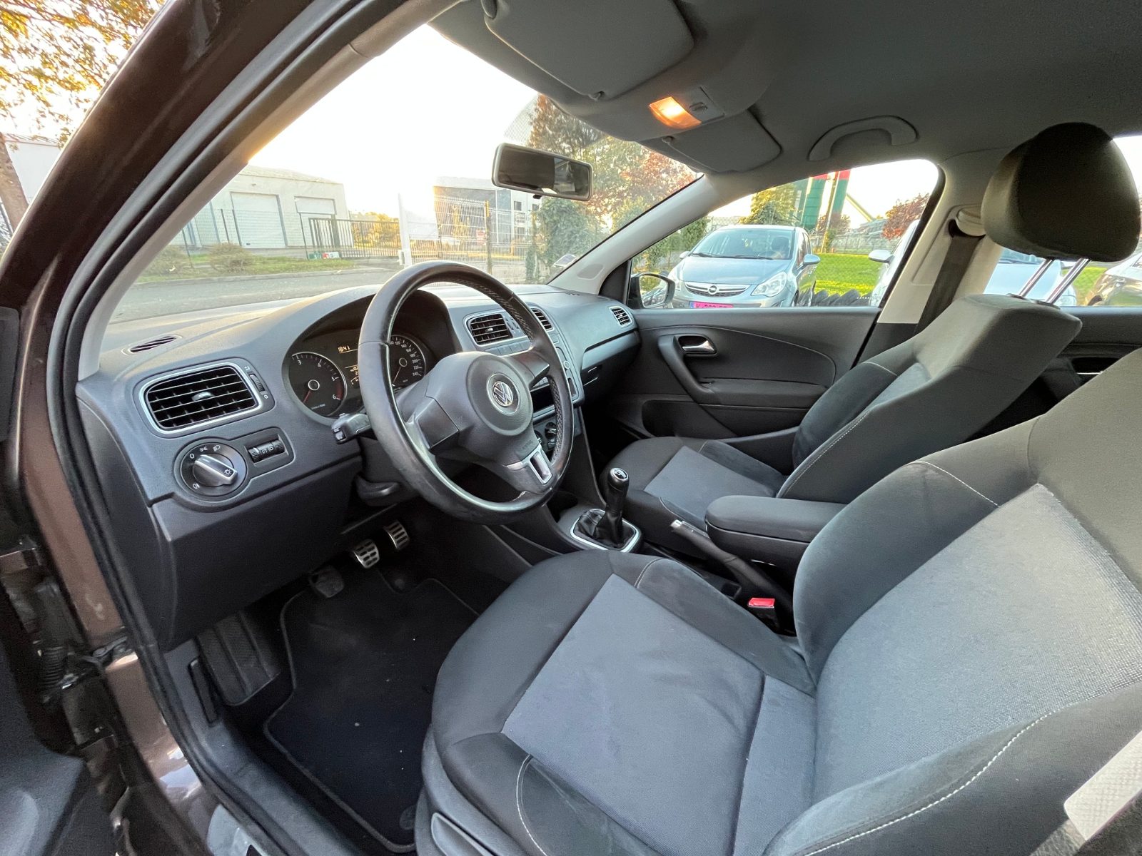 Volkswagen Polo Y 1.6 TDI 90 - photo